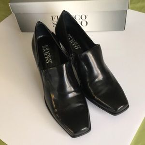 Black leather bootie/ shoes